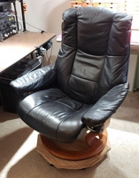 chair03-small.jpg