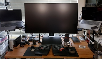 computerDesk1_small.jpg